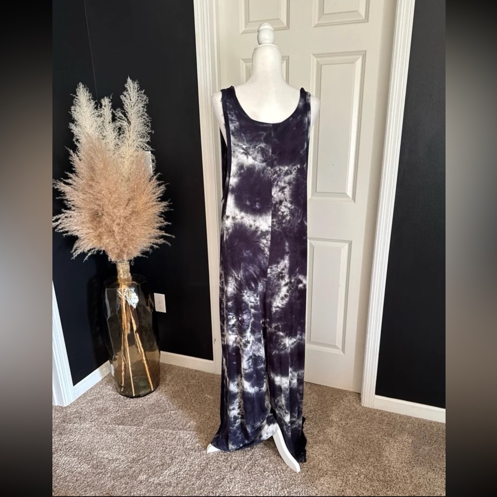 Natural Life Knit V-Neck Jumpsuit in Midnight Navy Tie-Dye 
One Size (fits all) - Picture 8 of 12